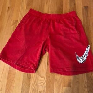 NIKE B-BALL sweat shorts